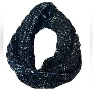 Nordstrom’s black blue and white Infiniti Short scarf